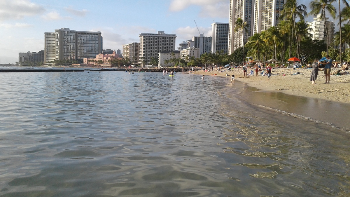 05_20180105_171612_Waikiki_Beach