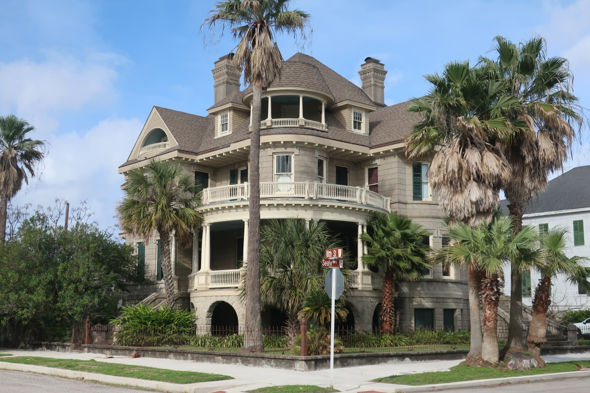 D Galveston historic home 0417