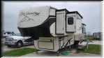 5th wheel with a slide out that has a slide out