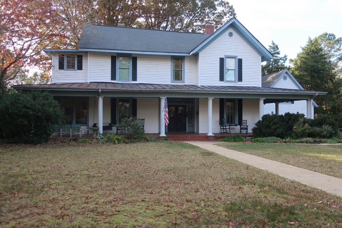 D Wake Forest 0887