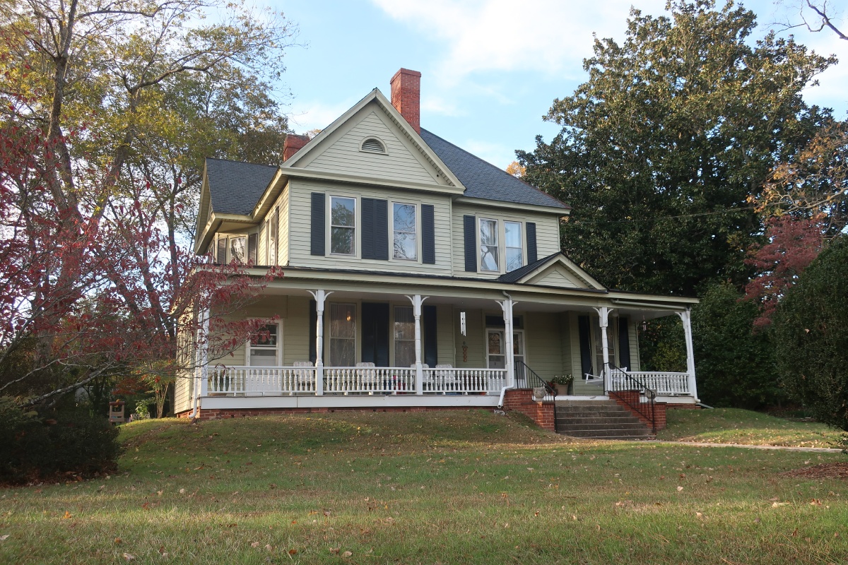 D Wake Forest 0893