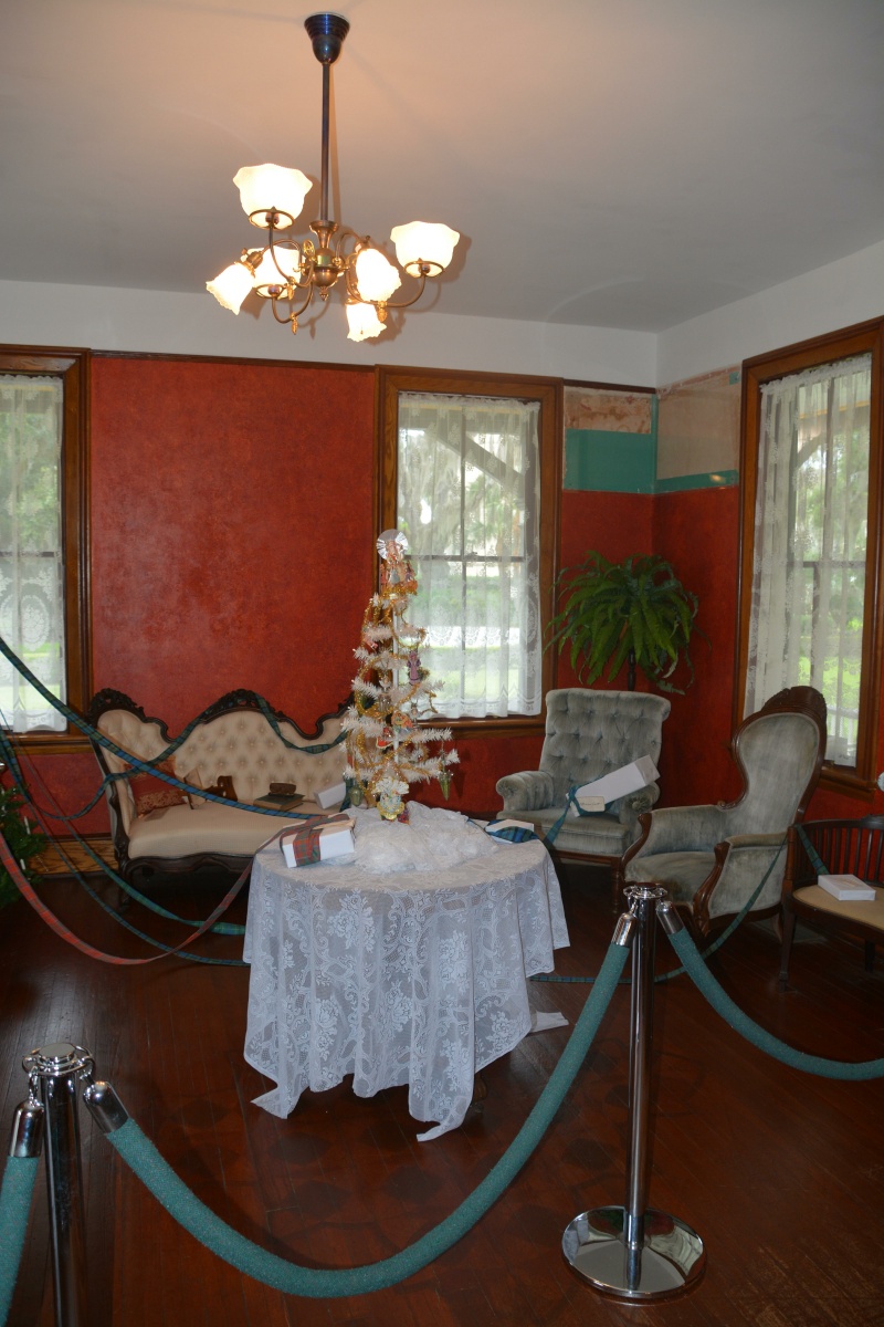 F Jekill Island Dubignon Cottage 6575